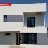 Berceni, str. Calugareni, casa de vanzare 4 camere + 3 bai